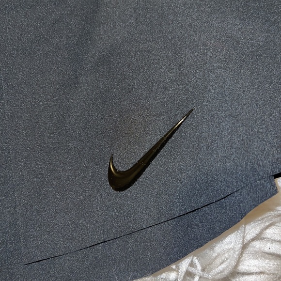 NIKE FOOTJOY GOLF SET WOMENS SIZE MEDIUM - BAG- SKIRT-JACKET- SHIRT - Picture 8 of 10